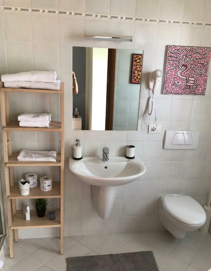 Irides Rooms A Un Passo Dai Parchi Divertimento Λατζίζε Εξωτερικό φωτογραφία